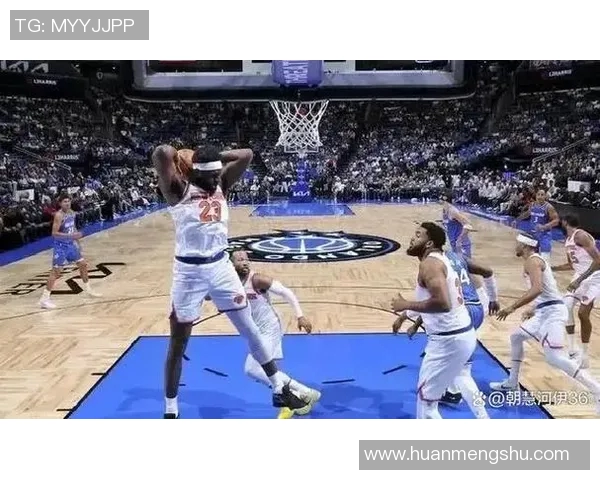 亚当斯场均仅出战22分钟 场均揽4.5个前场板高居联盟第一！